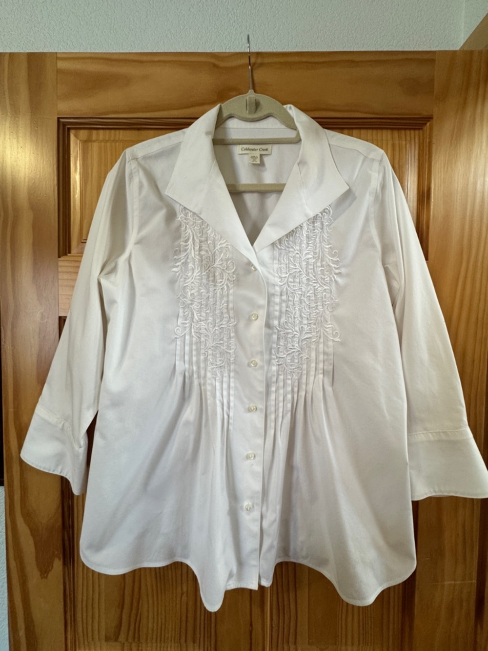 Coldwater Creek White Button-Down Embroidered Women's Top
